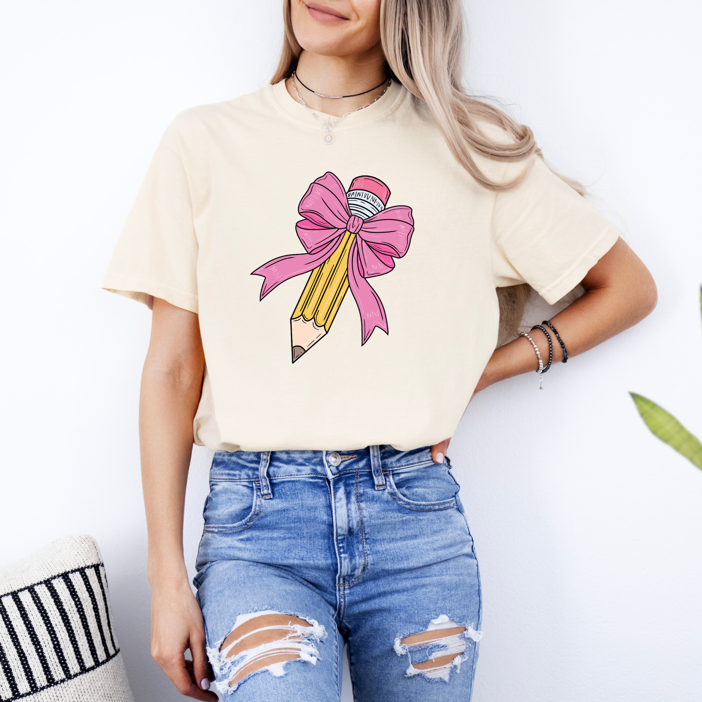 Pencil with Pink Bow